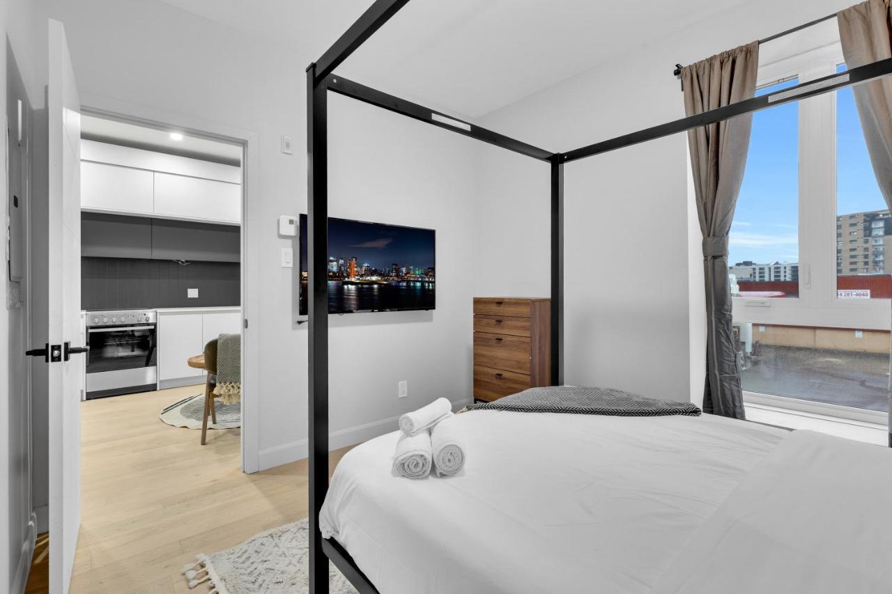 Deluxe Suites Downtown Монреаль Экстерьер фото