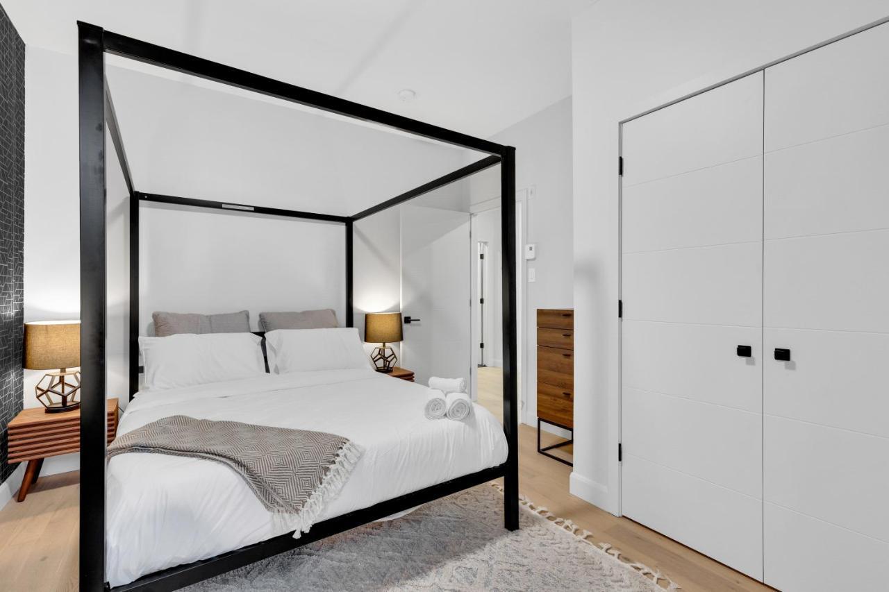 Deluxe Suites Downtown Монреаль Экстерьер фото