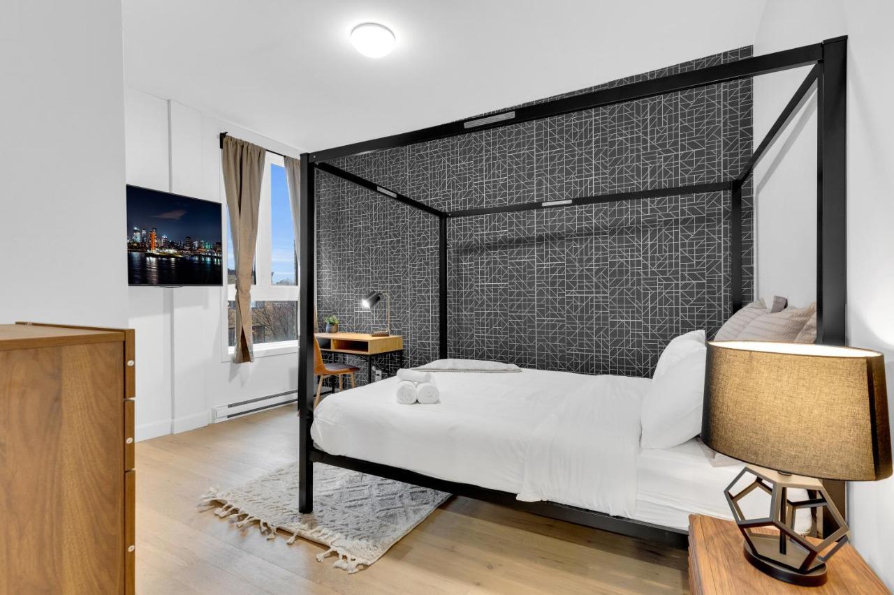 Deluxe Suites Downtown Монреаль Экстерьер фото